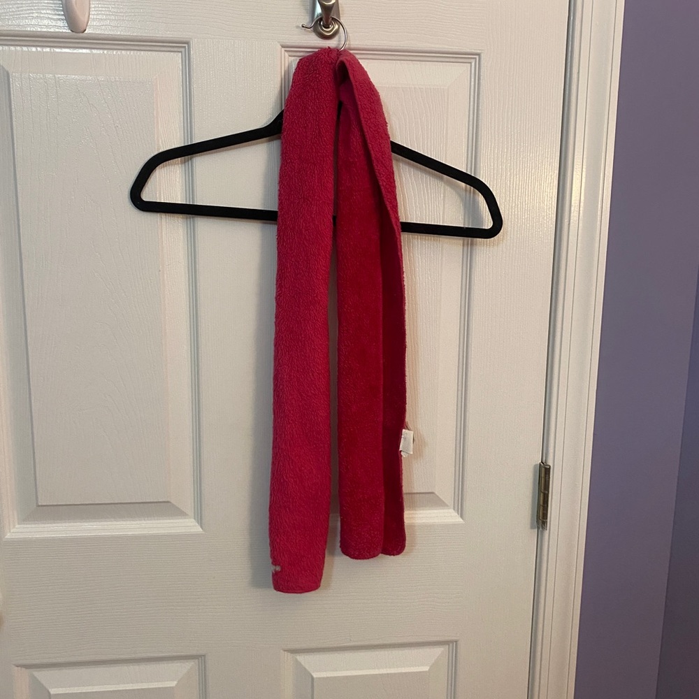 NWOT north face pink girls scarf
